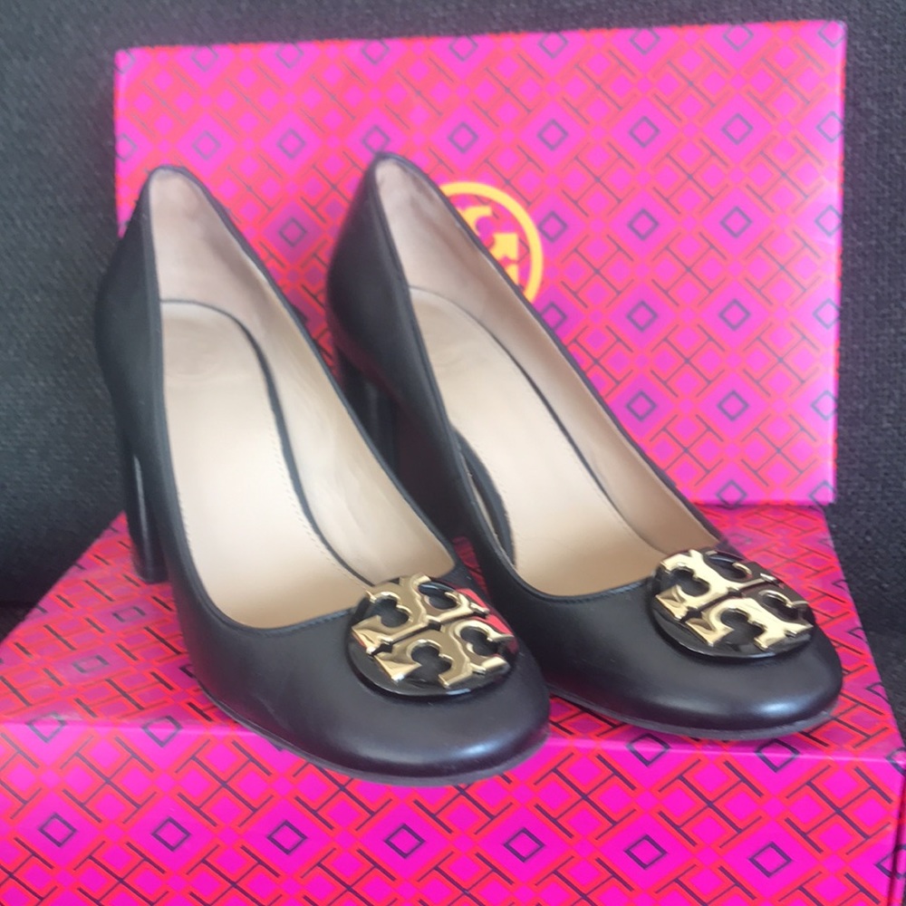 Tory Burch Janey 85mm Black  Pumps. Size 6, Excellent Condition